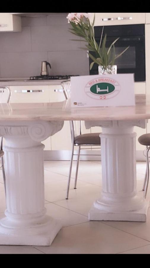 Giulietta E Romeo Bed & Breakfast Peschiera del Garda Bagian luar foto